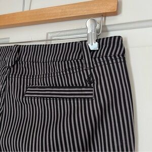 Volcom Black and Grey Stripped Pants | 9/29